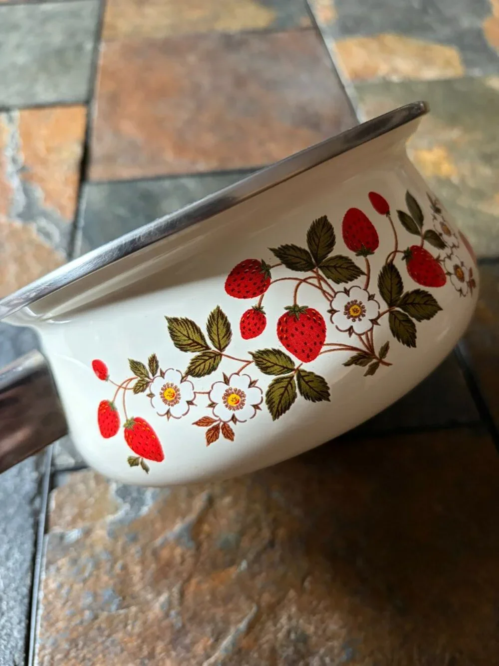 Vintage Sheffield Strawberries 'n Cream saucepan pot